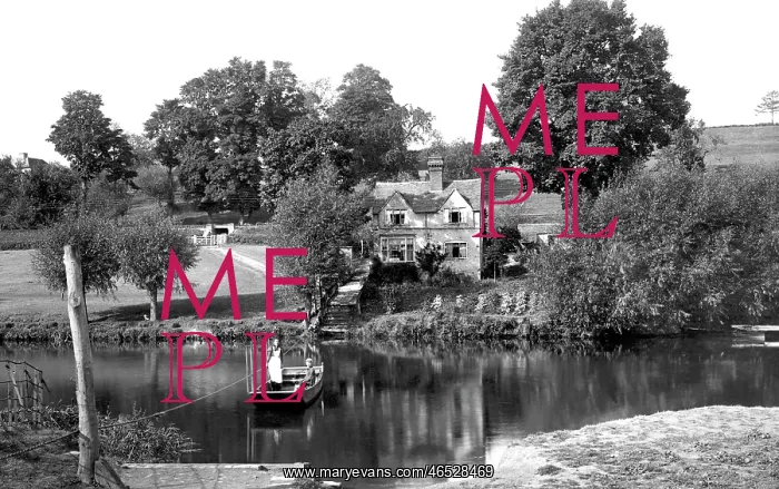  : Evesham, Hampton Ferry 1895