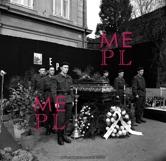 : Evzen Plocek - funeral - self-immolation : Evzen Plocek - funeral - self-immolation