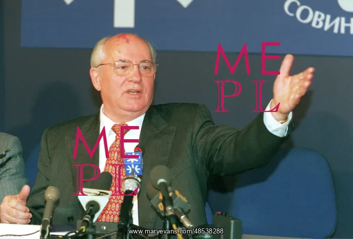 : Ex-president of USSR Mikhail Gorbachev meets with : Ex-president of USSR Mikhail Gorbachev meets with