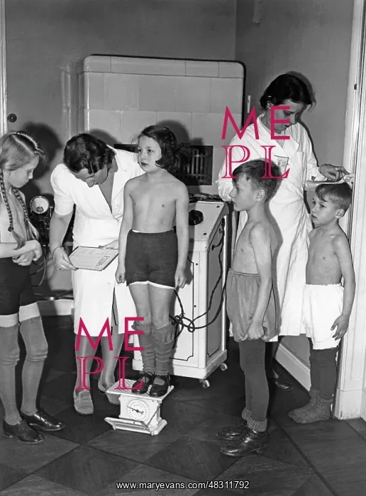 : Examination of children, 1943 : Examination of children, 1943