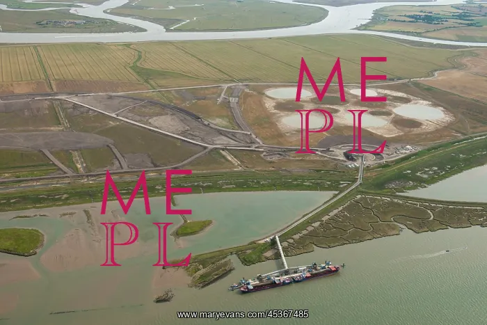 : Excavated material from Crossrail - Wallasea Island, Essex : Excavated material from Crossrail - Wallasea Island, Essex