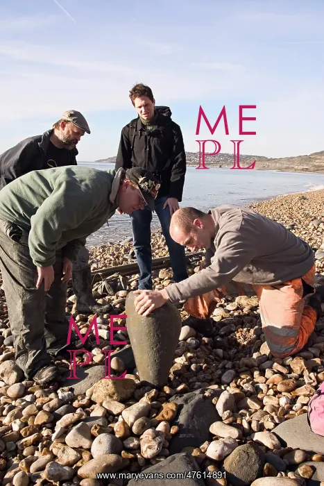  : Excavating at Charmouth