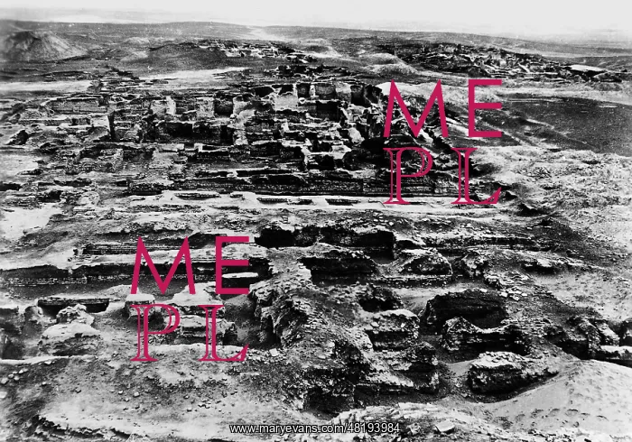 : Excavation of Ur, 1929 : Excavation of Ur, 1929
