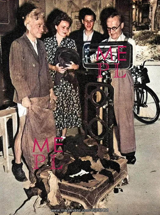 : Exchanging Clothes at a Second-hand Depot, Berlin, 1948 : Exchanging Clothes at a Second-hand Depot, Berlin, 1948