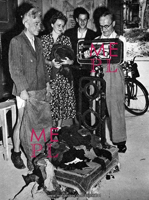 : Exchanging Clothes at a Second-hand Depot, Berlin, 1948 : Exchanging Clothes at a Second-hand Depot, Berlin, 1948