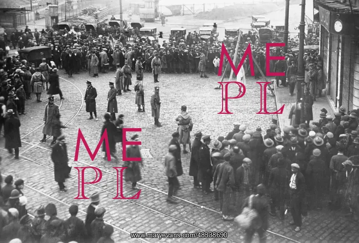 : Execution of an Atatuerk conspirator, 1928 : Execution of an Atatuerk conspirator, 1928