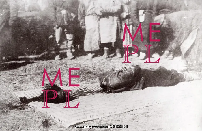  : Execution by beheading, China