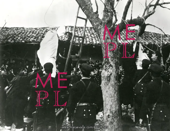 : Execution by hanging, eastern front, WW1 : Execution by hanging, eastern front, WW1