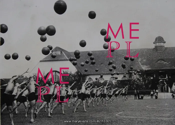 : Exercises with the medicine ball in : Exercises with the medicine ball in
