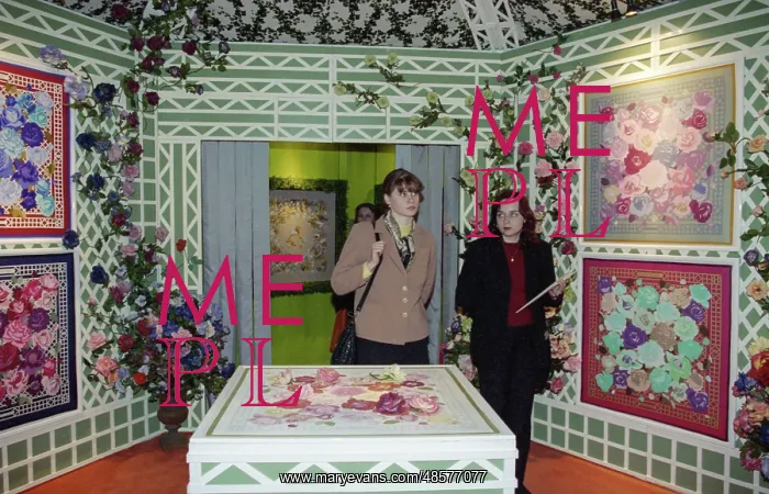 : Exhibition Hermes - dreams woven from silk : Exhibition Hermes - dreams woven from silk