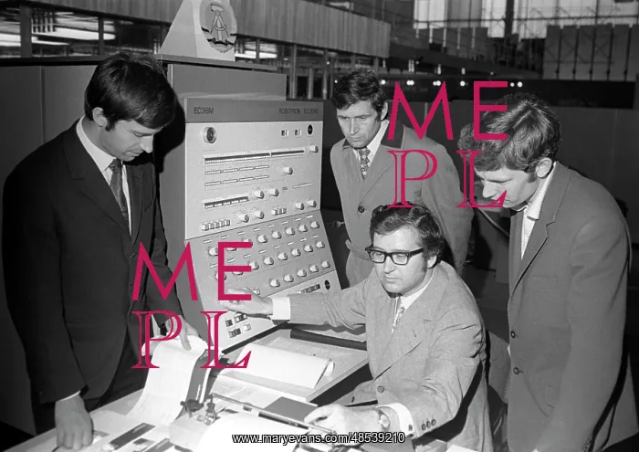 : Exhibition Integrated computer system of the USSR, 1973 : Exhibition Integrated computer system of the USSR, 1973