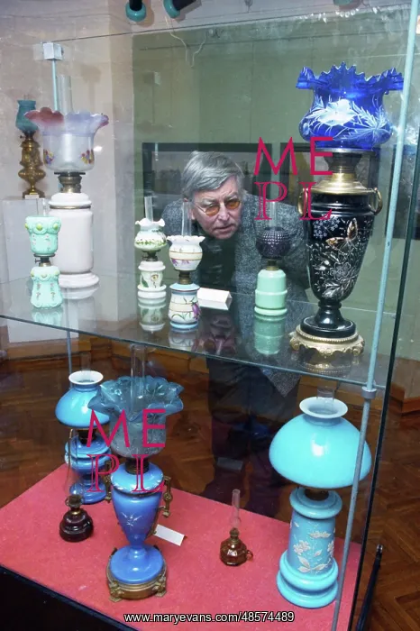 : Exhibition of kerosene lamps : Exhibition of kerosene lamps