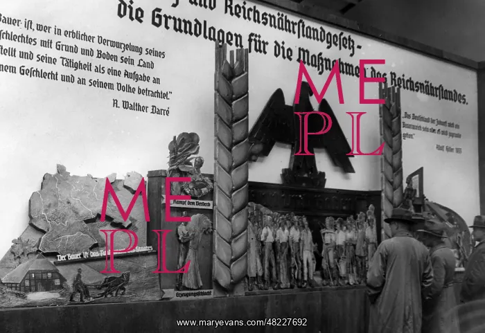 : The exhibition Schaffendes Volk (Productive People), 1 : The exhibition Schaffendes Volk (Productive People), 1