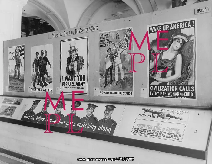 : The exhibition The World War in Pictures : The exhibition The World War in Pictures