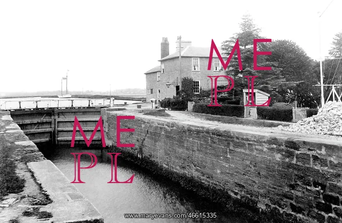  : Exminster, Turf Lock 1906