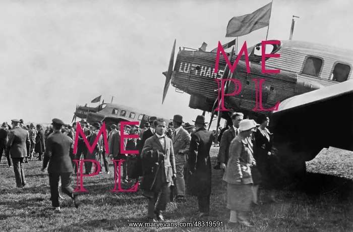 : Expedition flight to Asia, 1926 : Expedition flight to Asia, 1926
