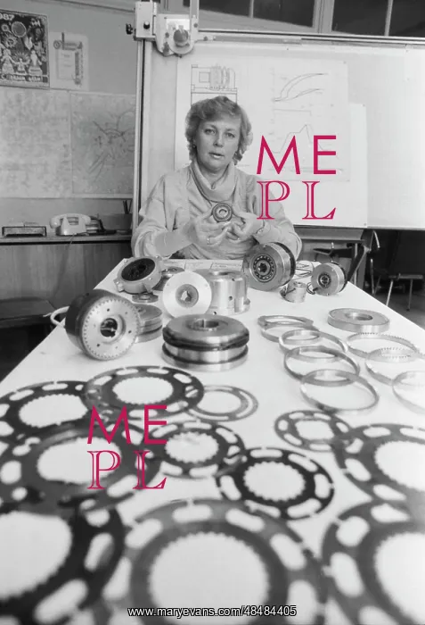 : Experimental Research Institute for Metal Cutting : Experimental Research Institute for Metal Cutting