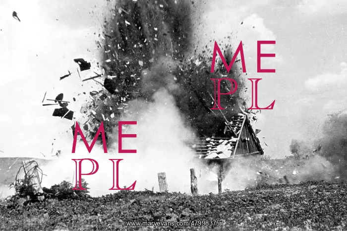  : Explosion of a Russian house, 1942