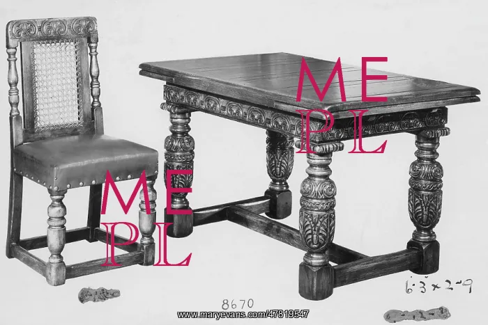: Extending table and chair : Extending table and chair