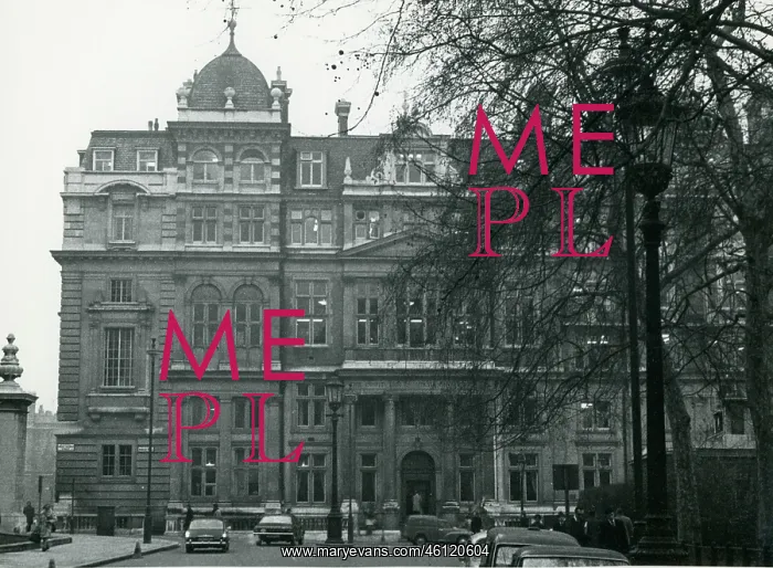  : Exterior, IMechE Headquarters, 1 Birdcage Walk