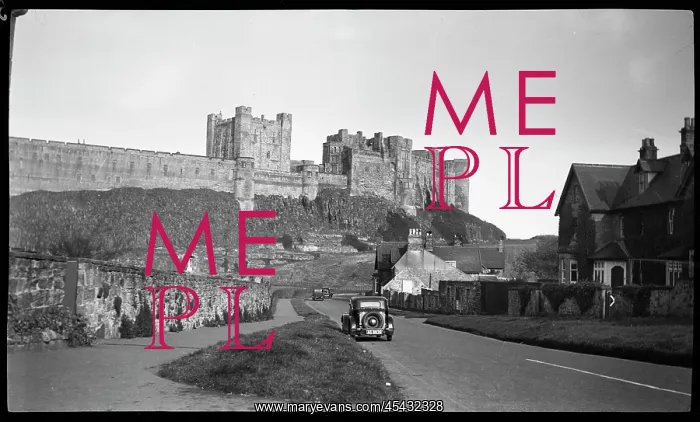 : Exterior view of Bamburgh Castle : Exterior view of Bamburgh Castle