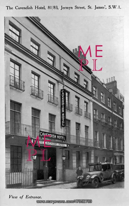 : Exterior view of the Cavendish Hotel : Exterior view of the Cavendish Hotel