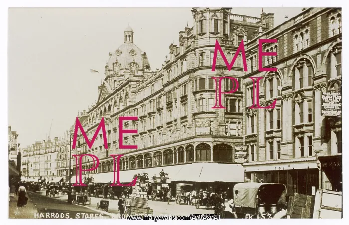  : The exteriors of the Harrods Store, Knightsbridge
