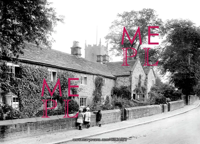  : Eyam, the Plague Cottages 1910