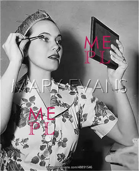 : EYE SHADOW 1940S : EYE SHADOW 1940S