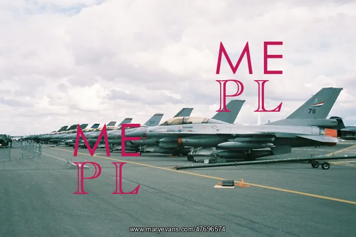 : F-16s and Tornados at Fairford : F-16s and Tornados at Fairford