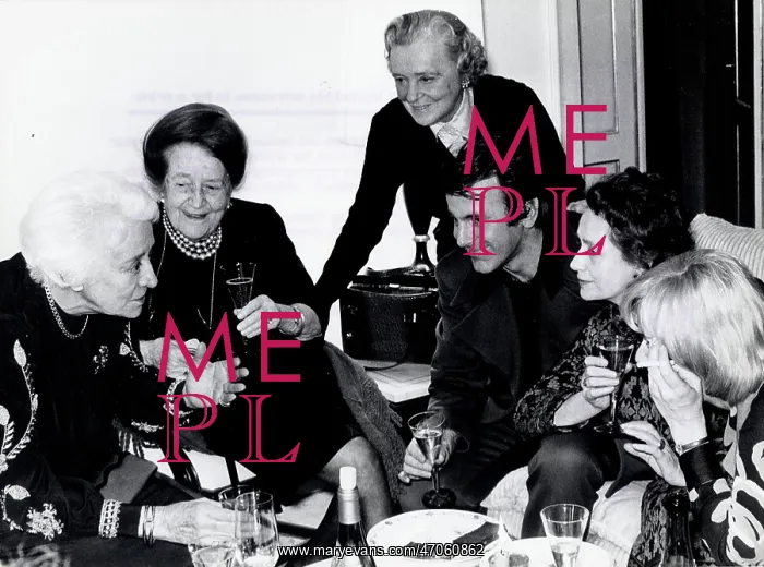 : F Rosay, Elsa Wagner, Kathe Haack, M Schell, P Ashcroft : F Rosay, Elsa Wagner, Kathe Haack, M Schell, P Ashcroft