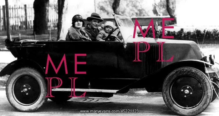 : F. Scott Fitzgerald, his wife Zelda and ? : F. Scott Fitzgerald, his wife Zelda and ?