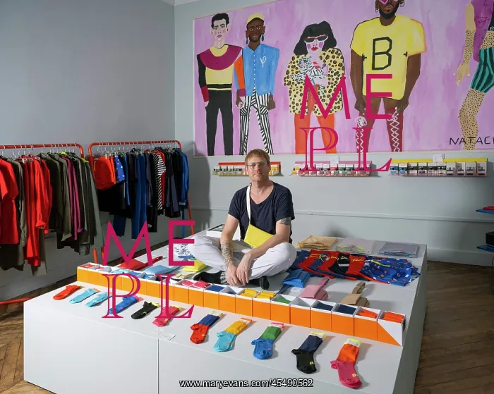 : Fabrice Couturier, MinuitDeux, Macon, Burgundy, France : Fabrice Couturier, MinuitDeux, Macon, Burgundy, France