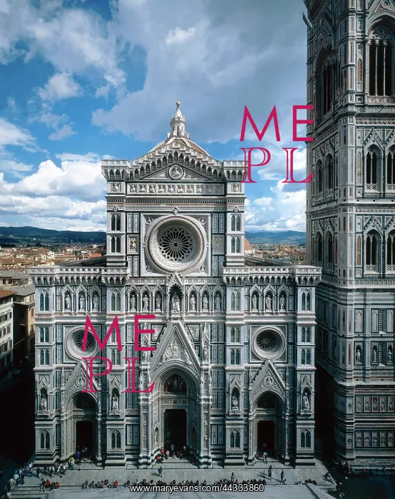 : Facade, Cathedral of Santa Maria : Facade, Cathedral of Santa Maria