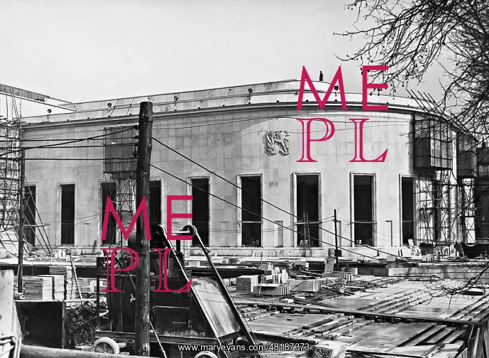 : Facade of the Palais de Chaillot built on the occasion of th : Facade of the Palais de Chaillot built on the occasion of th