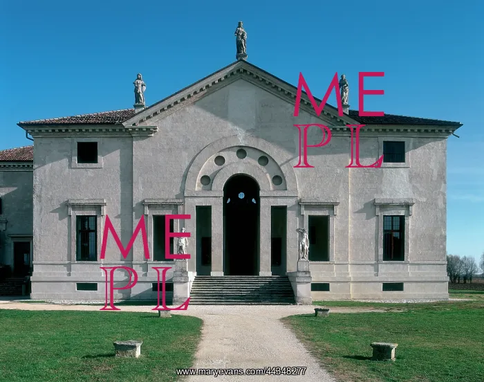 : Front facade of Villa Poiana : Front facade of Villa Poiana