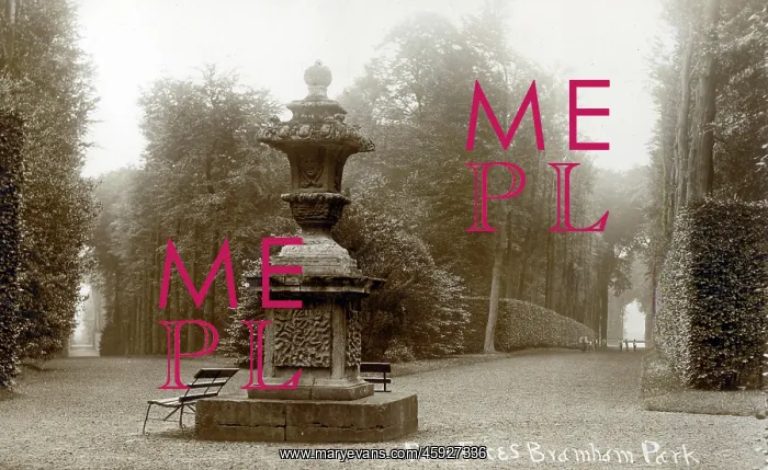 : Four Faces - Garden at Bramham Park, West Yorkshire : Four Faces - Garden at Bramham Park, West Yorkshire