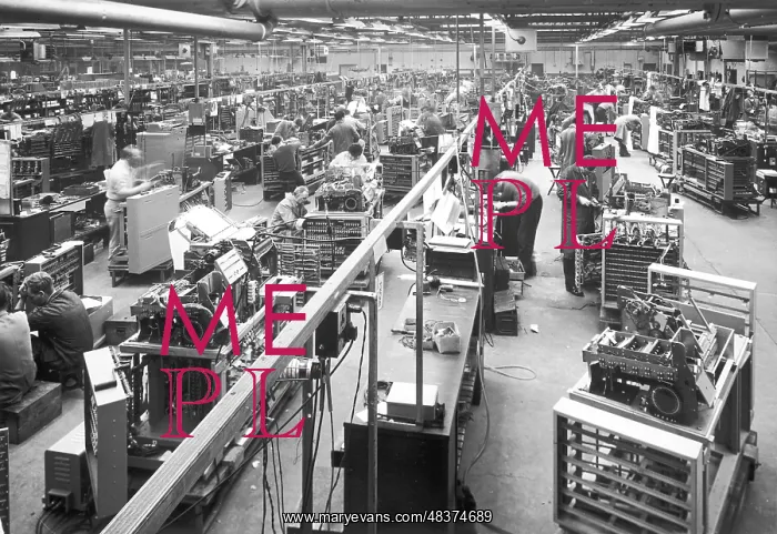 : The factory floor of an electronics manufacturer : The factory floor of an electronics manufacturer