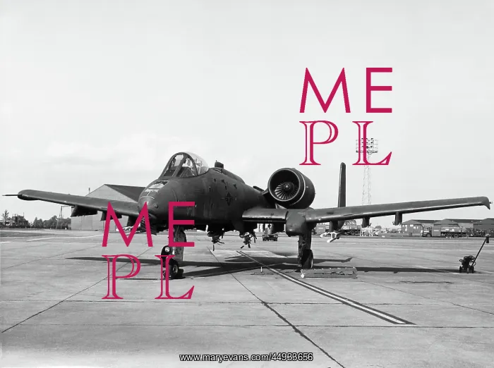 : Fairchild A-10 Thunderbolt II / 2 : Fairchild A-10 Thunderbolt II / 2