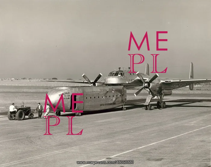 : Fairchild XC-120 Pack Plane 48-330 : Fairchild XC-120 Pack Plane 48-330