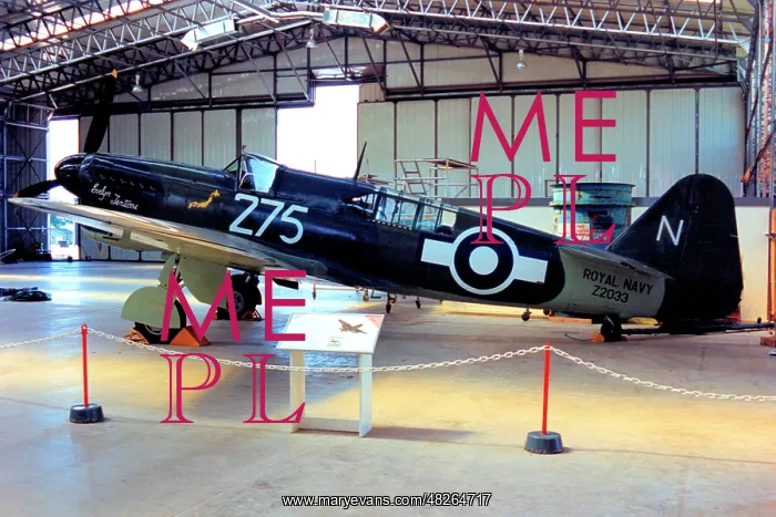 : Fairey Firefly TT.1 G-ASTL / Z2033 : Fairey Firefly TT.1 G-ASTL / Z2033