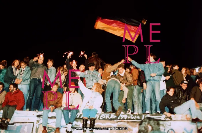 : Fall of the wall in Berlin 1989 : Fall of the wall in Berlin 1989