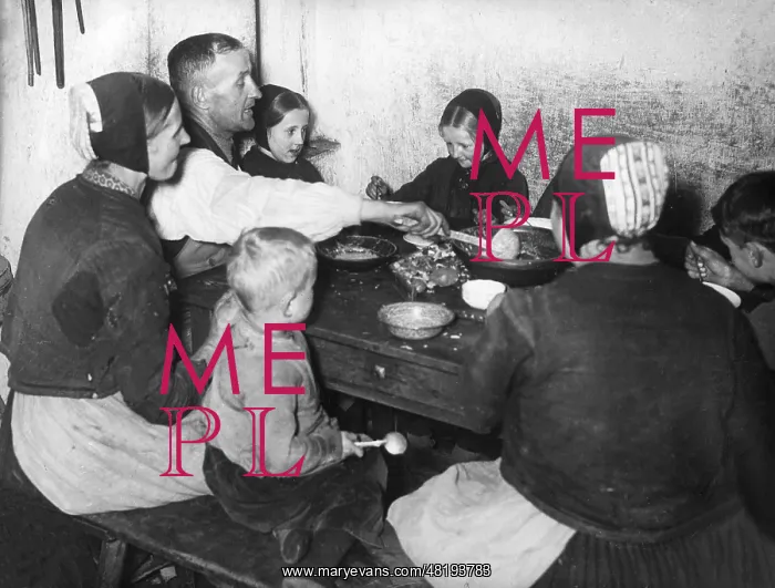 : Family, 1934 : Family, 1934