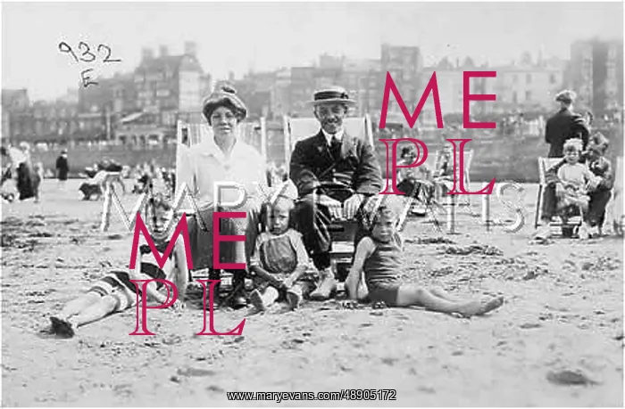 : FAMILY BEACH PHOTO : FAMILY BEACH PHOTO