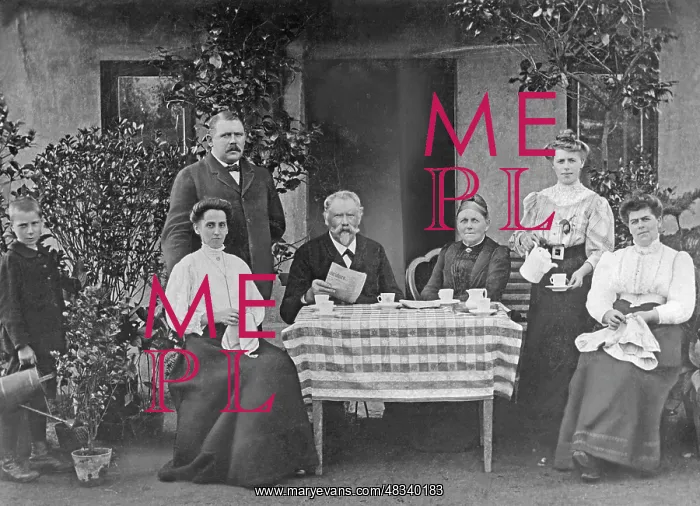 : Family from Bremen, 1899 : Family from Bremen, 1899