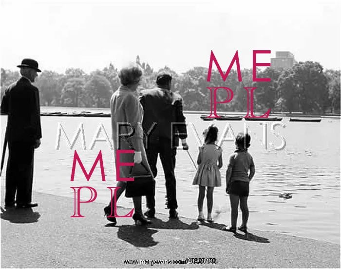: FAMILY DAY OUT : FAMILY DAY OUT