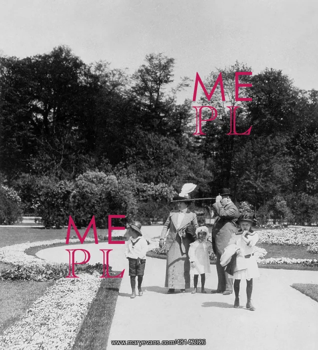  : Family excursion 1910