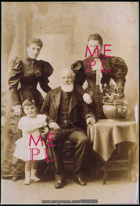 : Family group photograph with four generations : Family group photograph with four generations