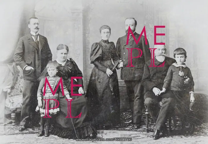 : Family Group Picture : Family Group Picture