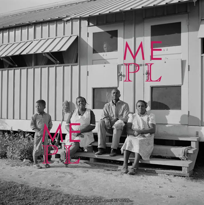 : Family - Migrant Workers - People : Family - Migrant Workers - People